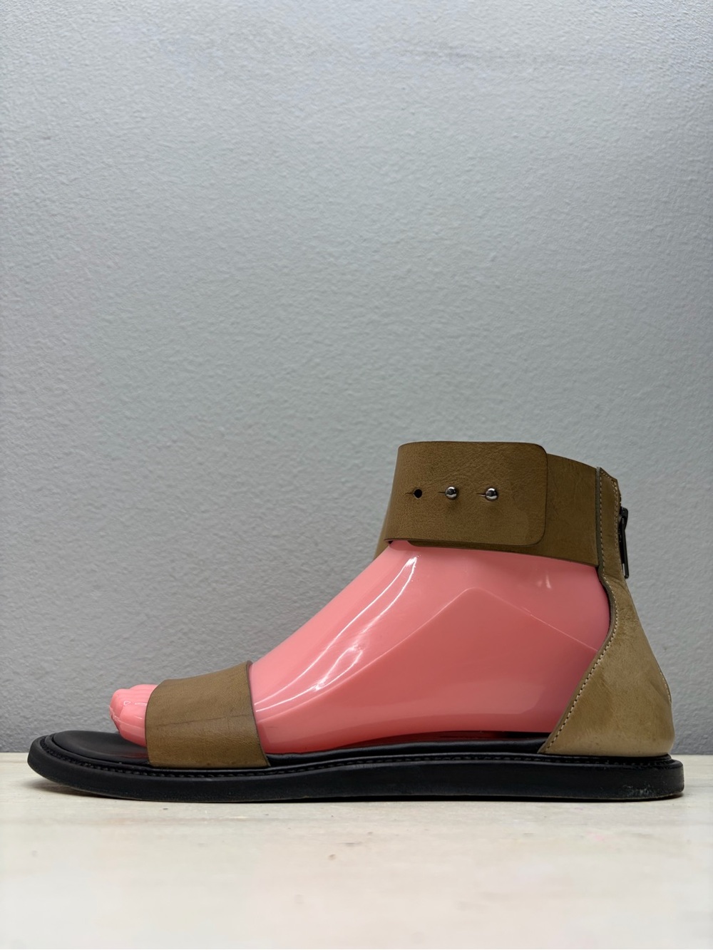 Woman By Common Projects Brown Leather Ankle Strap Sandals Size 36